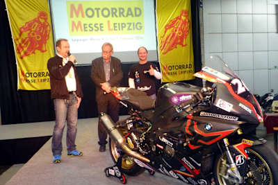 Leipzig 2016: Torsten Schmidt (Organisation IRRC), Bernd Fulk (Moderation) und Didier Grams (Pilot IRRC und Roadracing)