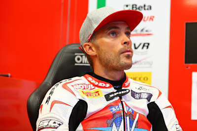 Leon Camier hofft auf ein gutes Motorrad für 2015 – am Liebsten eine BMW