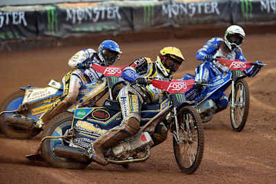 Linus Sundström (vorne) gewann in Berwick