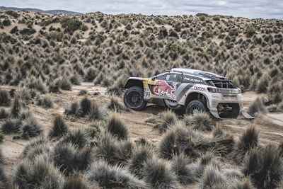 Sébastien Loeb im Peugeot 3008 DKR
