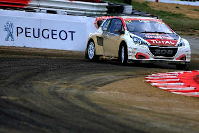 Sébastien Loeb beim Heimspiel in Lohéac