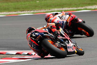 Jorge Lorenzo kann Marc Márquez nicht folgen