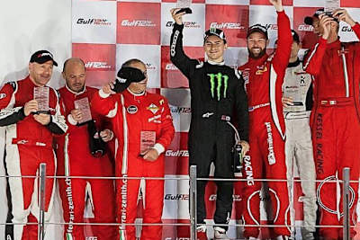 Jorge Lorenzo und seine Teamkollegen siegten im 550 PS-Ferrari