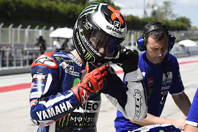 Jorge Lorenzo ist mit seinem Shark-Helm bisher glücklich