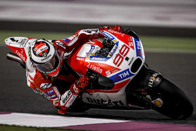 Jorge Lorenzo mit der 2017-Ducati in Losail
