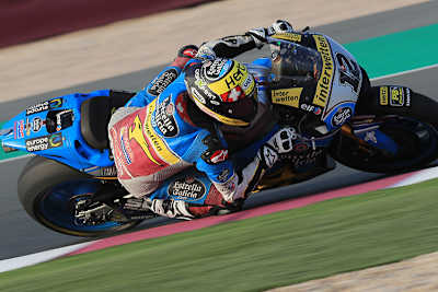 Tom Lüthi vor Einbruch der Dunkelheit heute in Katar