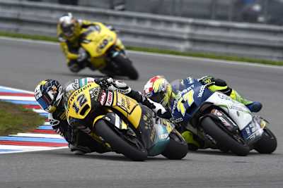 Brünn-GP: Tom Lüthi (12) vor Domi Aegerter und Luis Salom