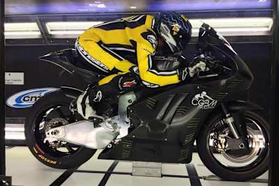 Tom Lüthi mit der Kalex im Windkanal