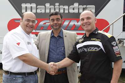 Mahindra-Rennchef Choonia, Manager Shukla, Eskil Suter