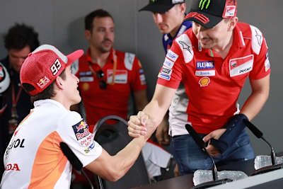 Handschlag: Marc Márquez und Jorge Lorenzo