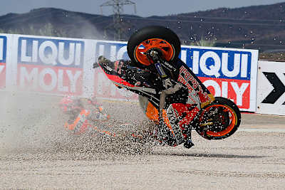 Marc Márquez stürzte im zweiten freien Training