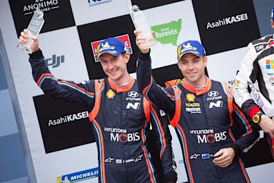 Sebastian Marshall und Hayden Paddon
