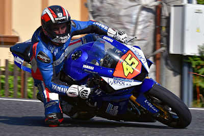 Matthieu Lagrive holte sich vorzeitig den IRRC Supersport-Titel 2018