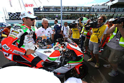 Max Biaggi steht immer im Mittelpunkt