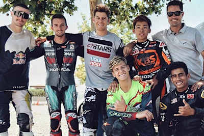 Starke Trainingsgruppe: Miller, McPhee, Schrötter, Sasaki, vorne Quartararo und Syahrin