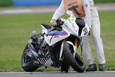 Marco Melandri vor Michael van der Mark und Tom Sykes