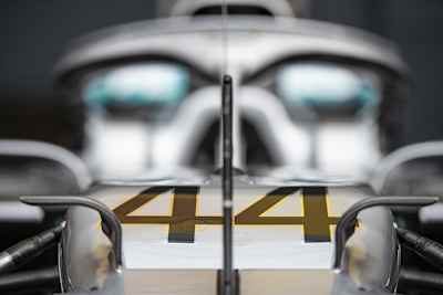 Der neue Silberpfeil darf am Valentinstag erstmals auf die Piste