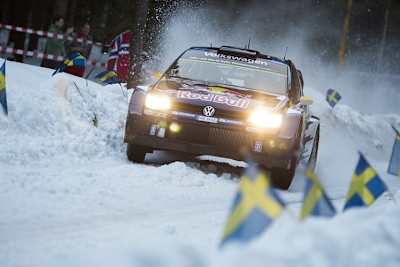 Erster Etappensieg für Andreas Mikkelsen