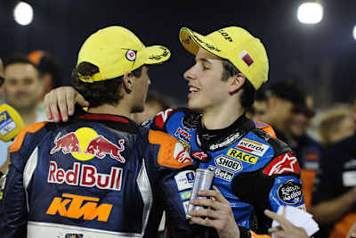 Nach dem Katar-GP: Sieger Jack Miller (li.) mit Honda-Pilot Alex Márquez