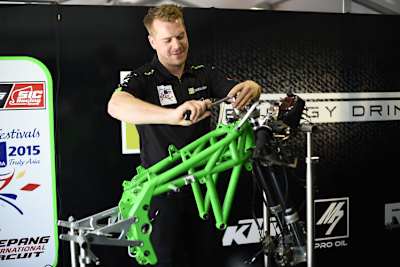 Eine Moto3-Maschine kostet zirka 400.000 Euro pro Saison