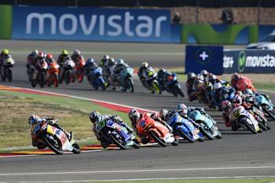 Das Starterfeld der Moto3 ist 2016 mit 34 Piloten wieder gut gefüllt