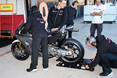 Nakagamis LCR-Honda am Dienstagmorgen in Valencia