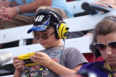 Im NASCAR-Sport gehört FanVision dazu