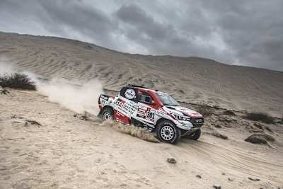 Nasser Al-Attiyah wieder an der Spitze