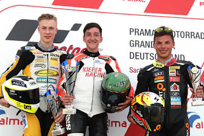 Jähnig, Erhard, Kappler (v.li.) am Sachsenring