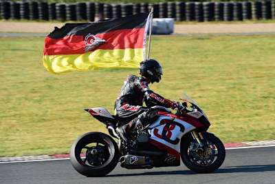 Max Neukirchner in Feierlaune