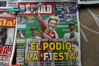 Daniel Ricciardo wurde in Mexiko letztlich Dritter. Wie es dazu kam, kann das Red Bull Racing-Duo an einem der vielen gemeinsamen Team-Anlässe in Brasilien diskutieren