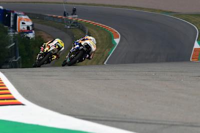 Luca Grünwald vor Philipp Öttl