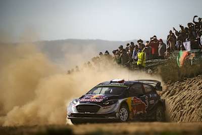 Sébastien Ogier drifet zum 40. Gesamtsieg