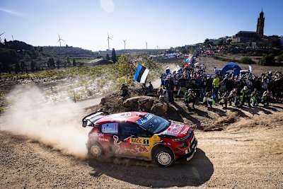 Séasbtien Ogier wurde in Spanien früh eingebremst