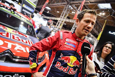 Sébastien Ogier vor dem Citroën C3 WRC