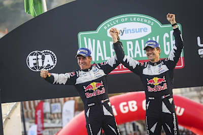 Julien Ingrassia (li,) und Sébastien Ogier beim Titelgewinn in Wales