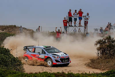 Hayden Paddon verteidigt Italien-Führung