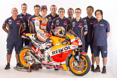 Dani Pedrosa mit seiner Repsol-Honda-Crew
