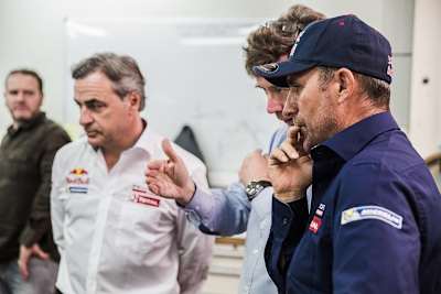 Carlos Sainz (li.) und Stéphane Peterhansel (re.)