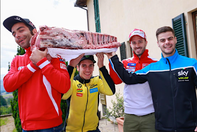 Danilo Petrucci, Alex Rins, Andrea Dovizioso und Romano Fenati sind nun Steak-Experten
