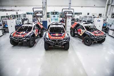 Die drei Peugeot 2008 DKR