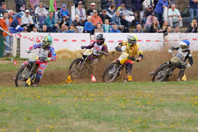 Theo Pijper vor Paul Cooper, Marcel Dachs und Josef Franc