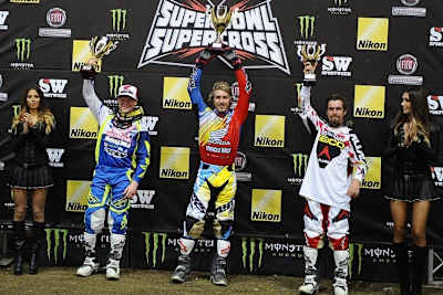 Genua-Podest: Sieger Justin Barcia zwischen Trey Canard (li.) und Wil Hahn