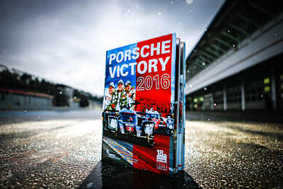  Jetzt erhältlich: Porsche Victory 2016