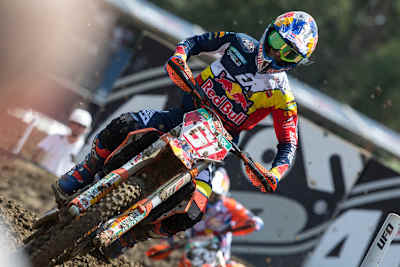 Jorge Prado gewann den ersten Lauf in Imola