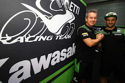 Xavi Fores (re.) mit Teamchef Manuel Puccetti