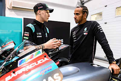 Fabio Quartararo mit Lewis Hamilton
