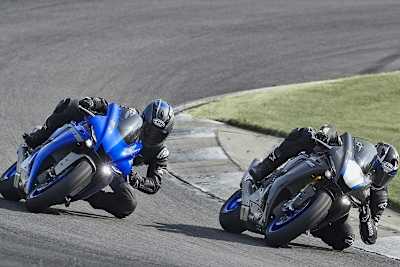 Yamaha YZF-R1 (links) und R1M: Für 19.299 bzw. 25.999 Euro