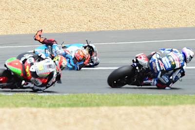 Tito Rabat ging in Kurve 6 zu Boden