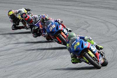 Toni Elias vor Roger Hayden, Cameron Beaubier und Joshua Herrin